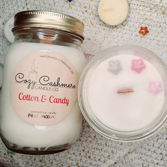 14oz Cotton & Candy Soy Hand Poured Wood Wick Candle - Picture 12 of 13